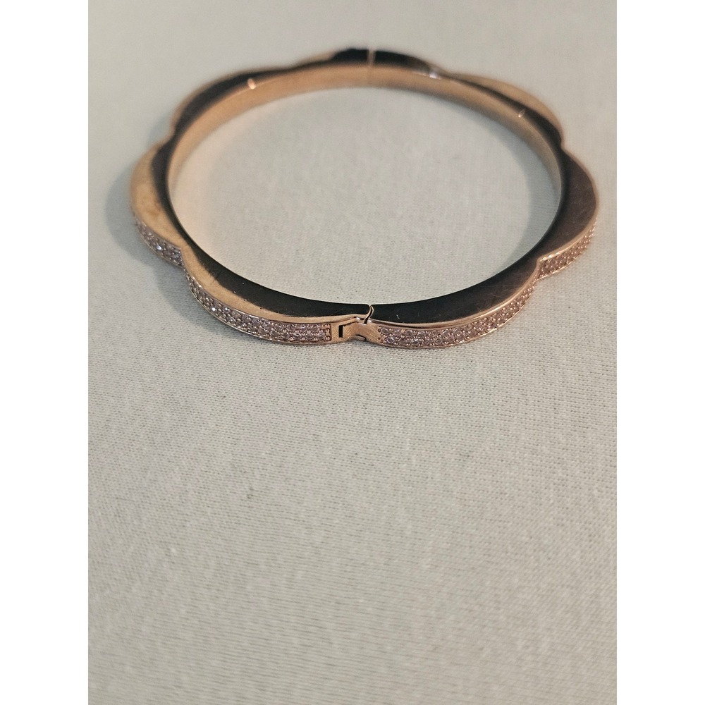 Kate Spade New York Rose Gold Tone Pave Scalloped Hinged Bangle Bracelet - Picture 9 of 10